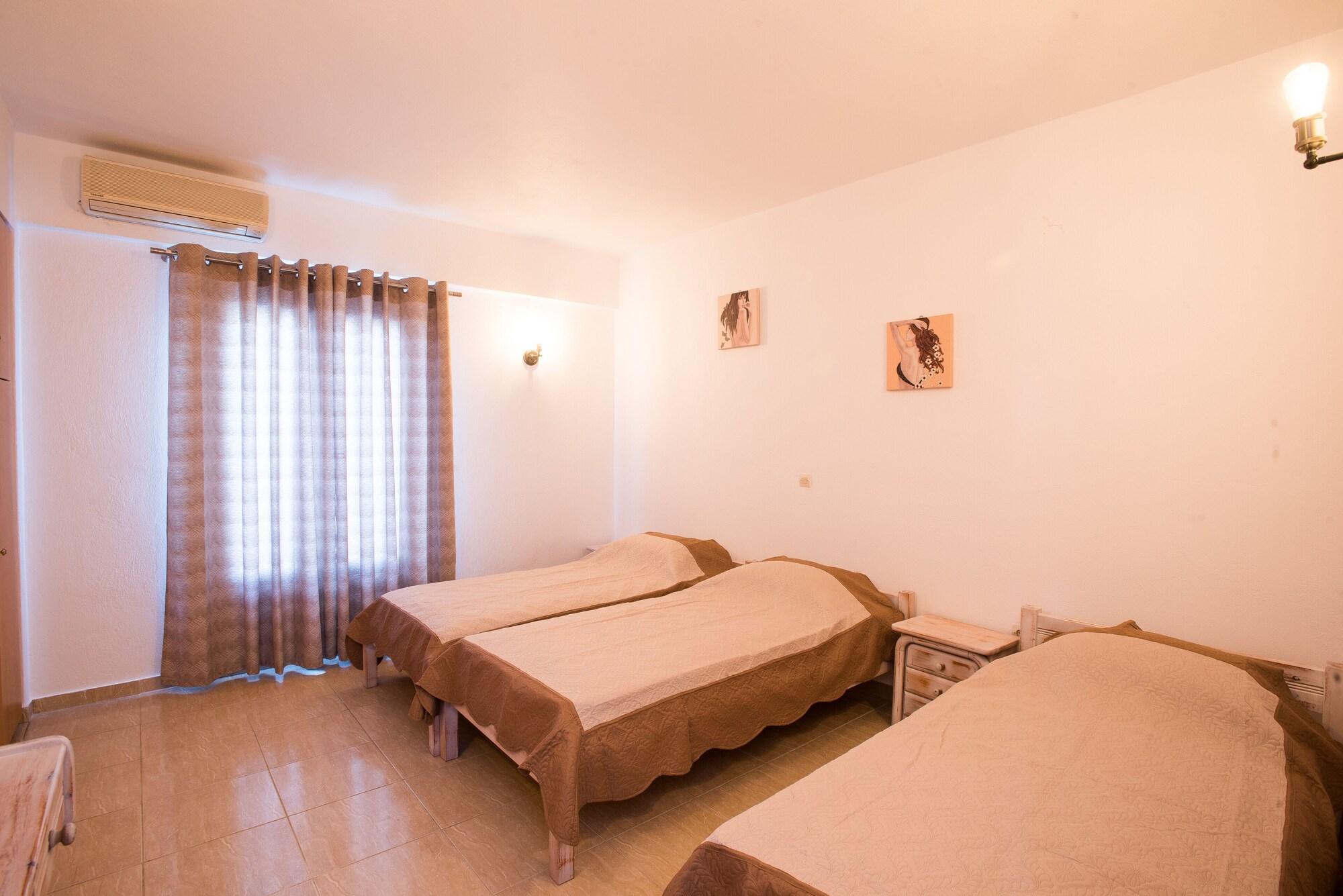 Pensión Marina Blue Ornos (Mykonos)